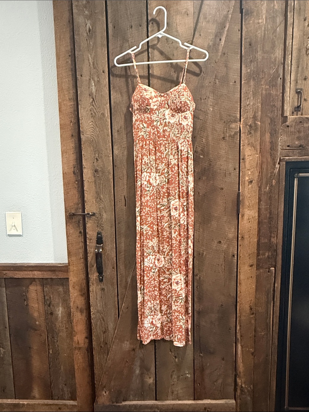 Intimates & Sleepwear Subcategory Identification